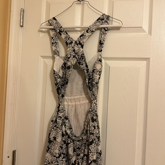 Backless Anthropologie sundress black and white floral print XSP - Picture 4 of 6